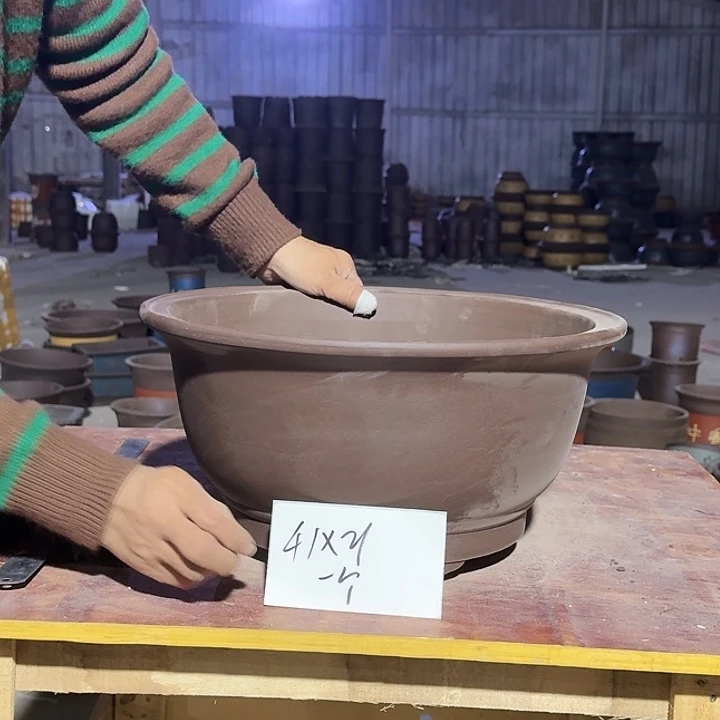 紫砂花盆手工制作89