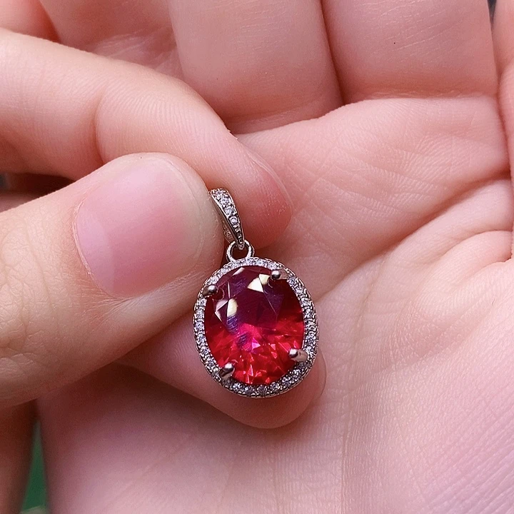 银S925镶嵌红宝石吊坠(赠链)