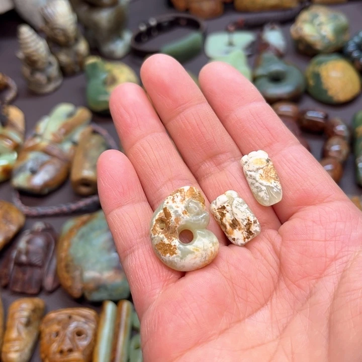 岫岩河磨玉（透闪石质玉）把件未镶嵌凌