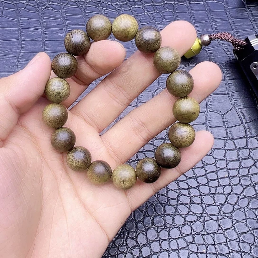 沉香碎屑沉香A84莺歌绿