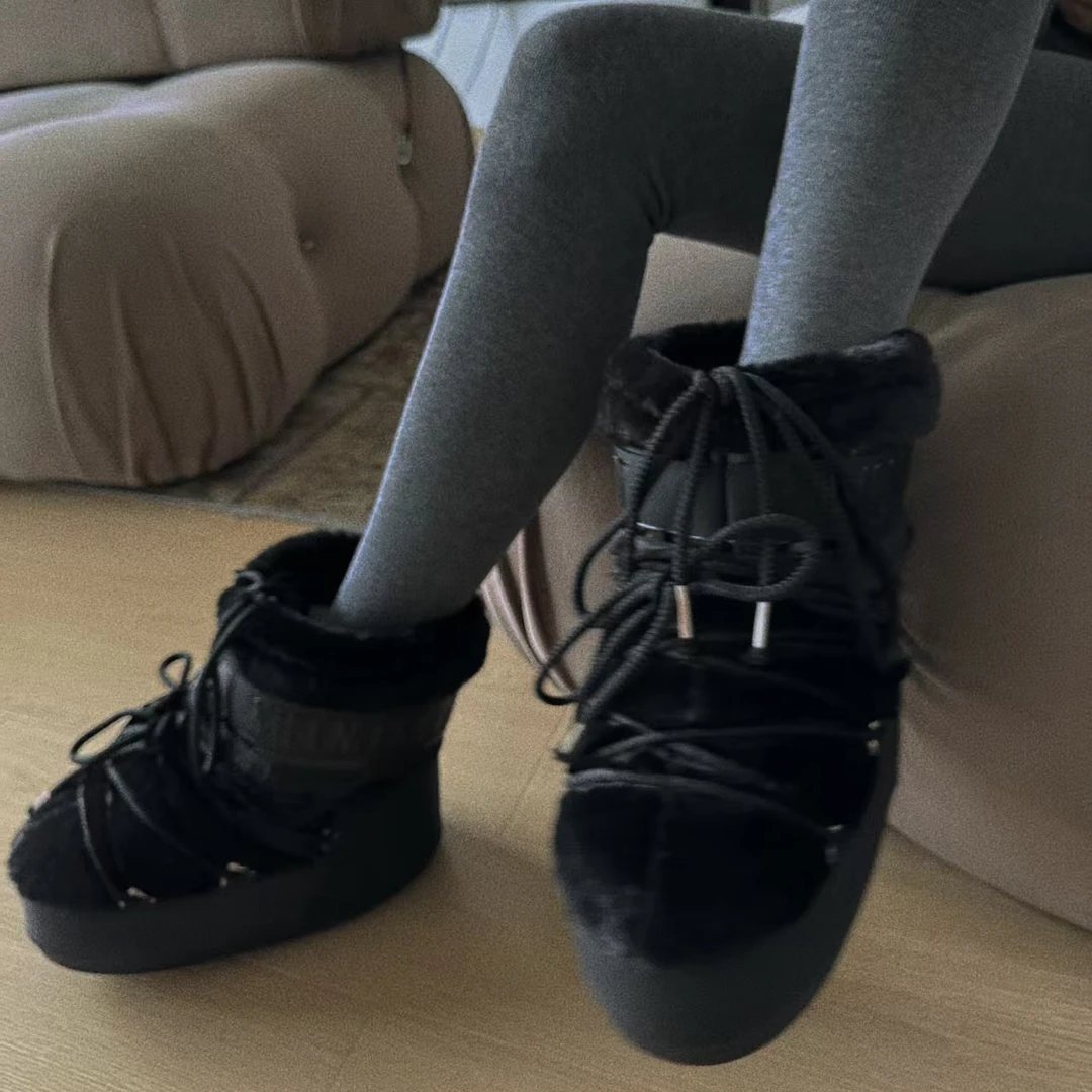 XYSF极简 冬天里超可爱巨出片毛茸茸绑带增高雪地靴