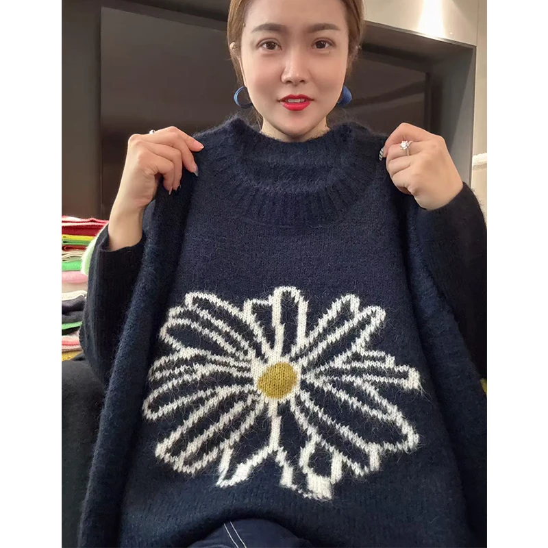 小雏菊」超 减龄~秋冬雏菊提花慵懒风宽松圆领针织套头毛衣-5557