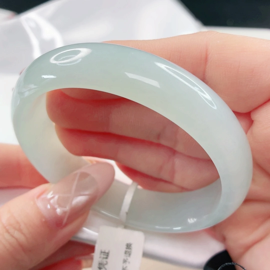 翡翠未镶嵌手镯57x509