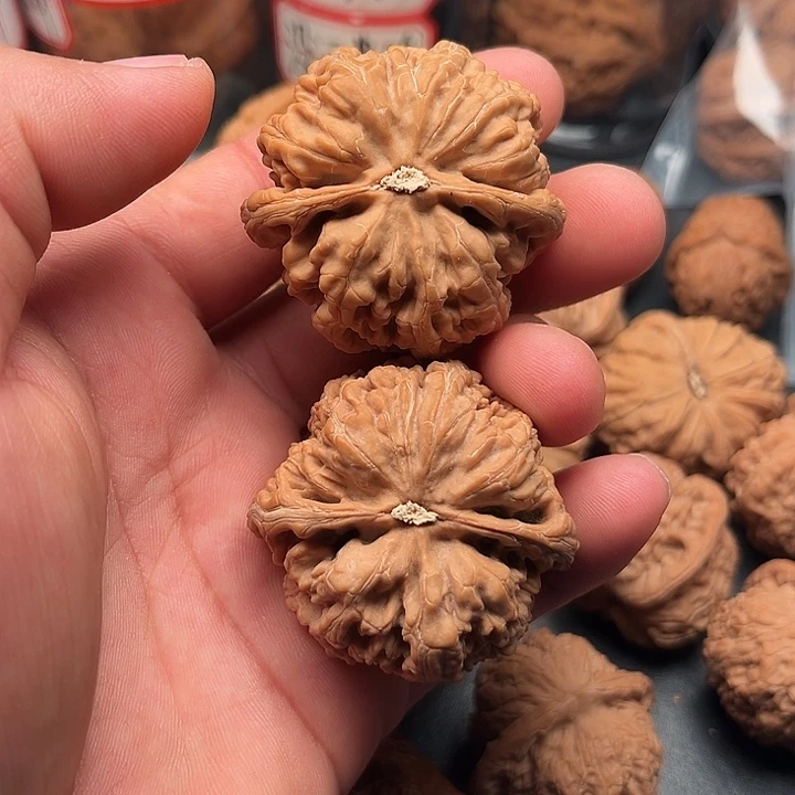 把件文玩核桃粗筋45