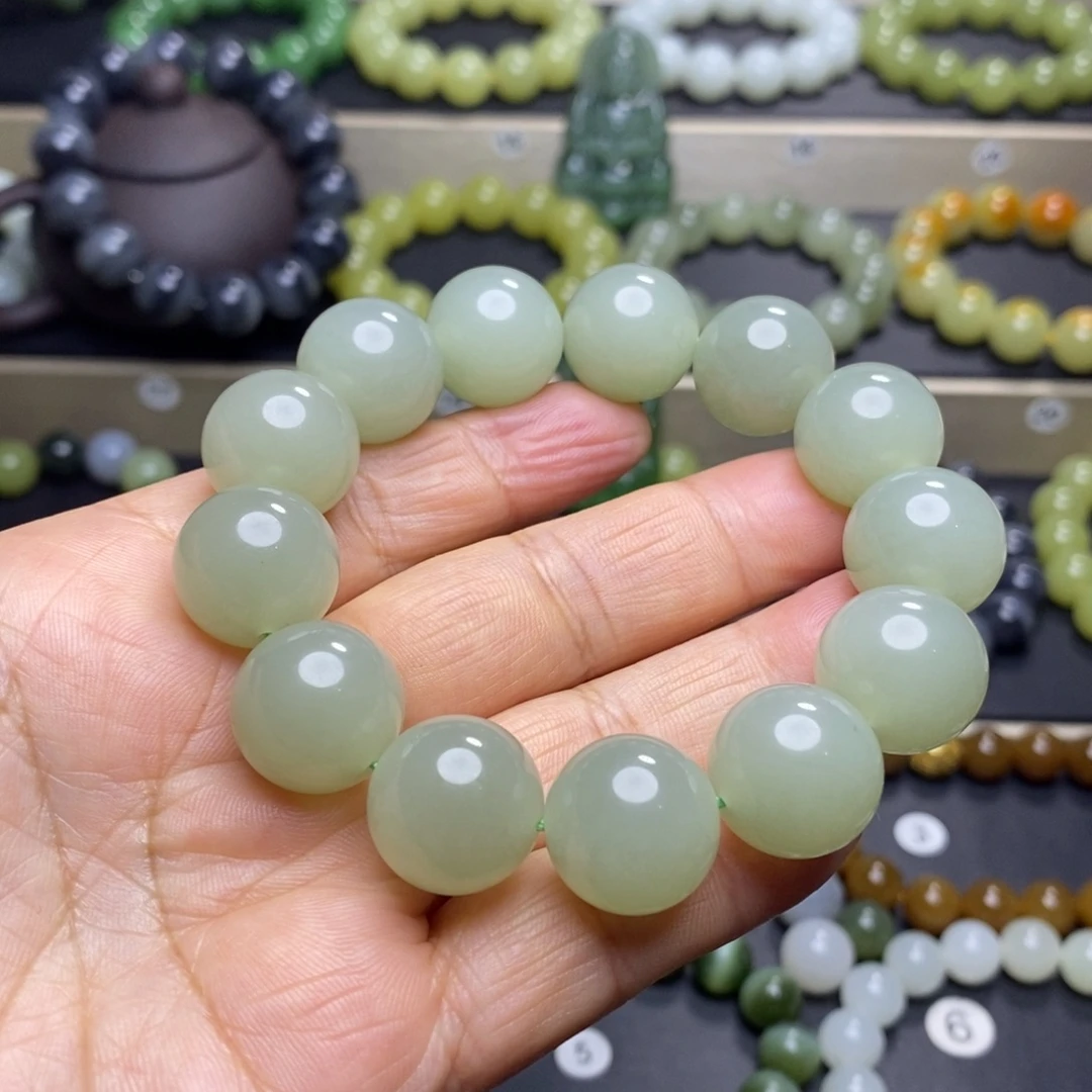 和田玉未镶嵌手串