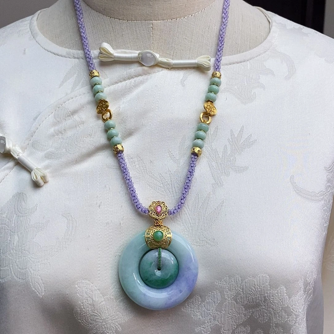 翡翠颈饰未镶嵌天然