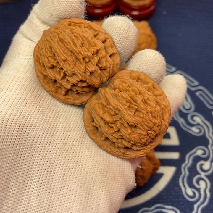 核桃文玩核桃虎头