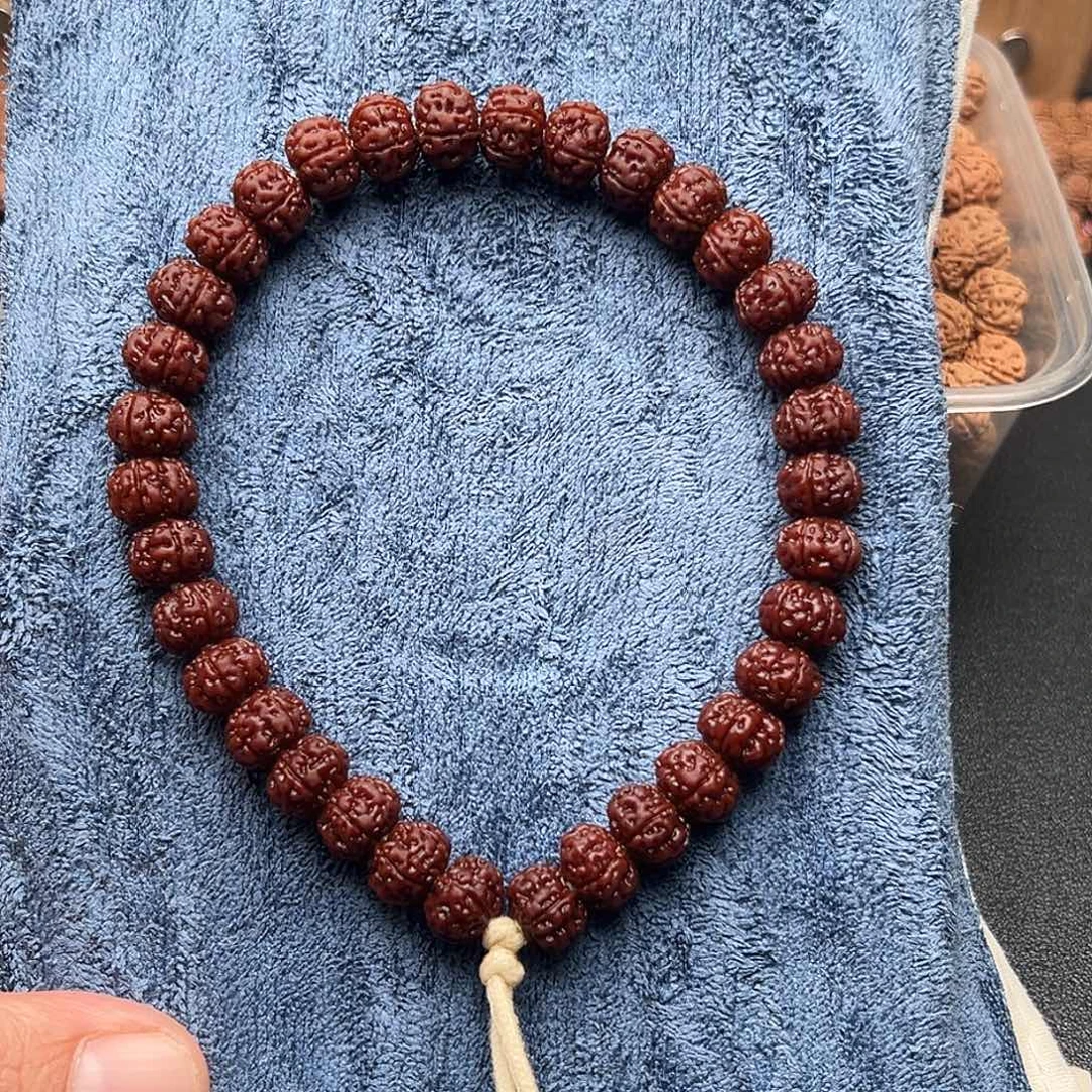 小***.吊坠金刚菩提老树王