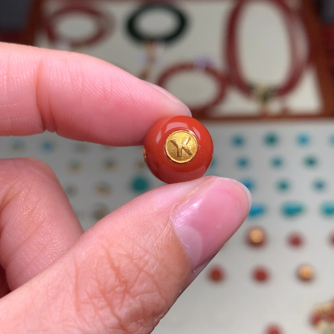 南红玛瑙颈饰未镶嵌