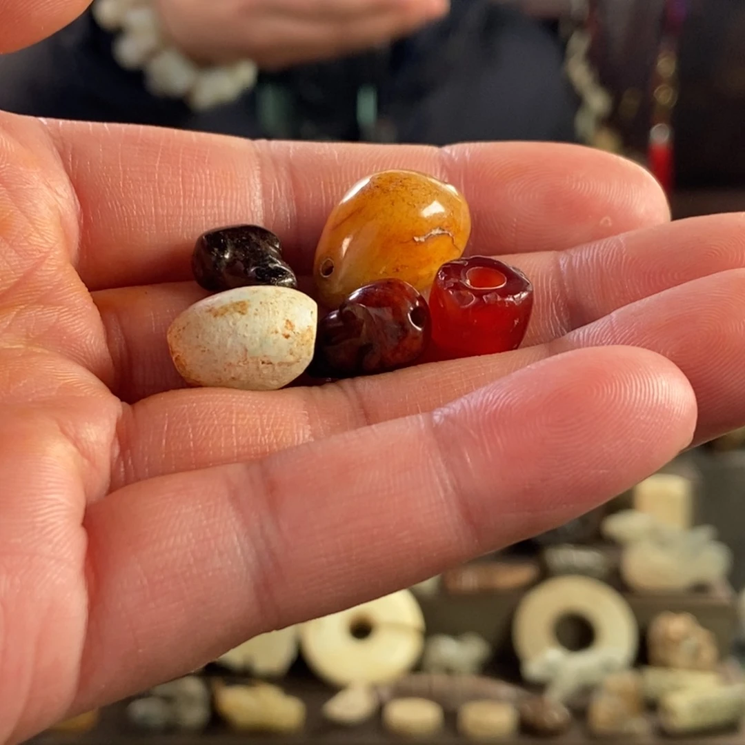 和田玉挂件未镶嵌矿*哥