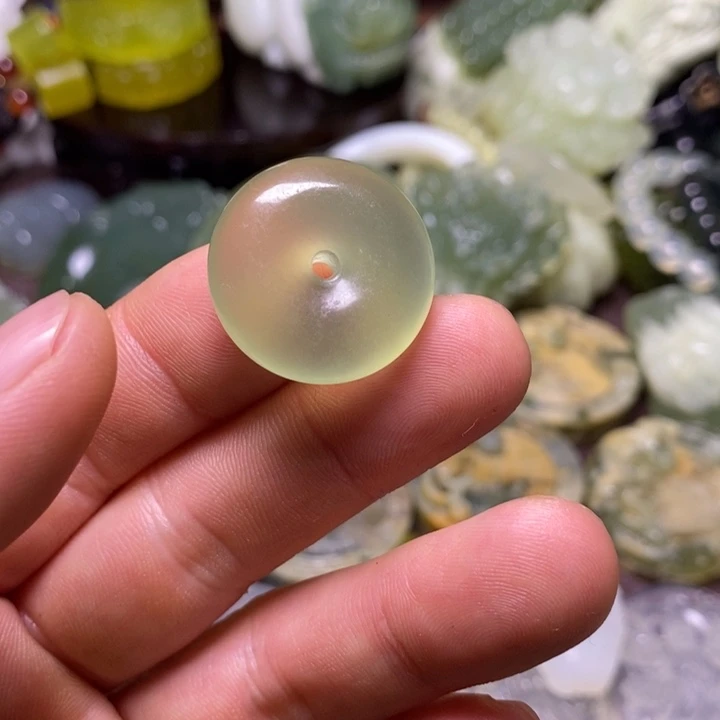 岫玉未镶嵌岫玉颈饰