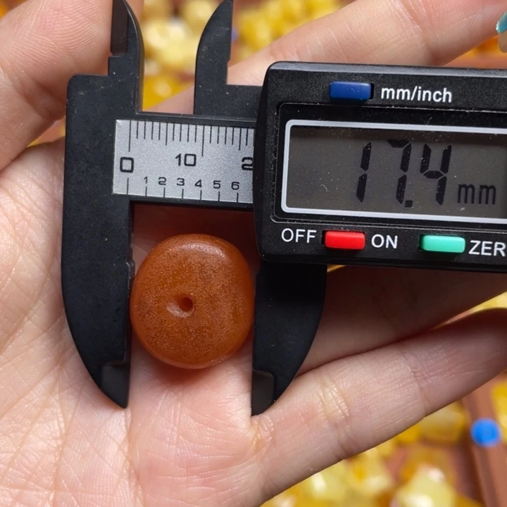 蜜蜡未镶嵌珠宝奇石浓蜡橘皮扣子微微瑕