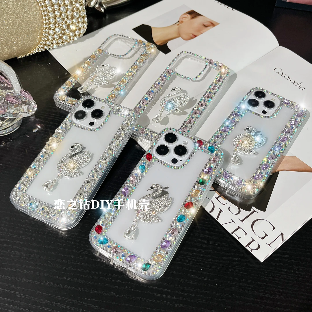 适用苹果16/华为/oppo/vivo透明天鹅手机壳满钻支架高级感防摔