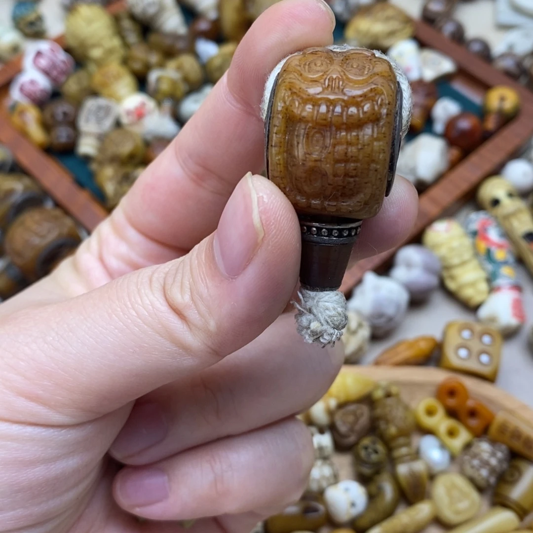 尤***海其他驼骨配饰配件