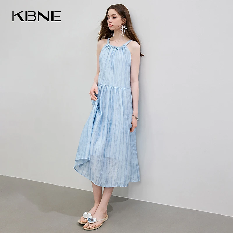1127【马琦尧专属】KBNE裙子女款爆款2025新款蛋糕裙挂脖无袖连衣裙
