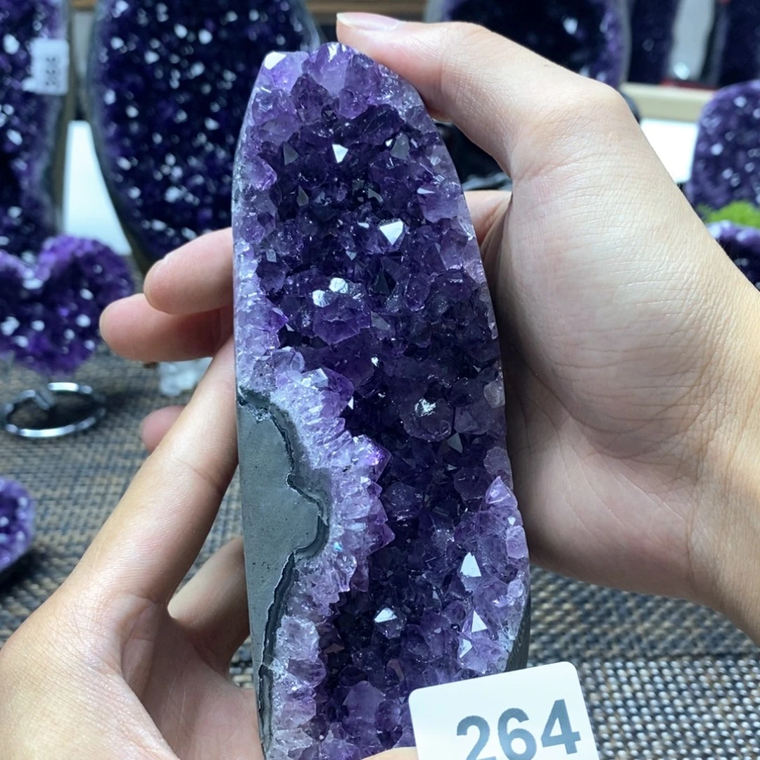 未镶嵌大型摆件（非配饰）水晶