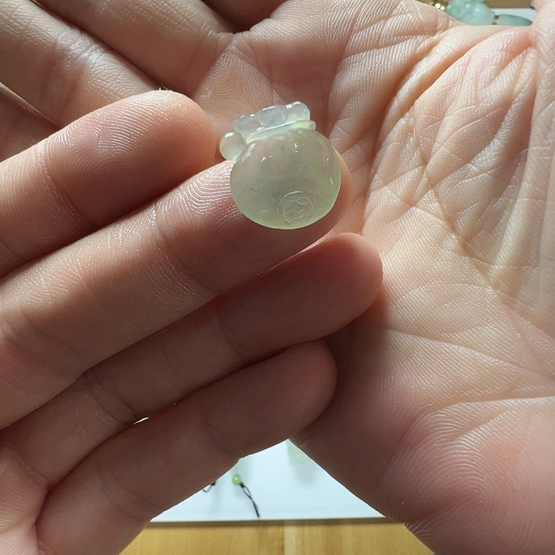 定制翡翠未镶嵌钱袋
