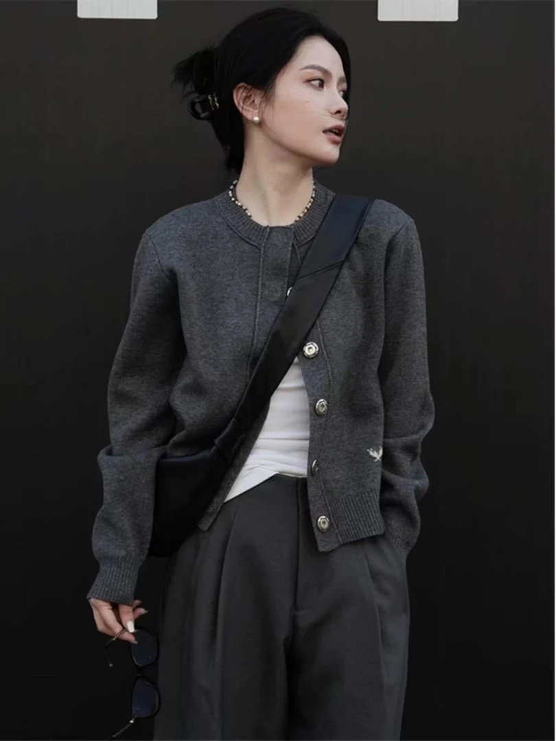 秋冬100%纯羊毛开衫女设计感圆领深灰色外套宽松休闲针织衫DJ2523