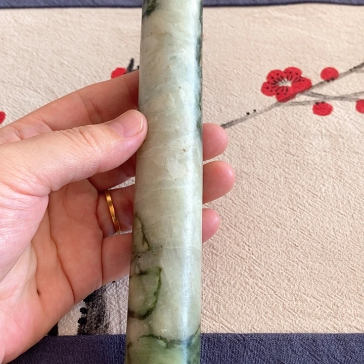 蛇纹石玉未镶嵌鱼缸石