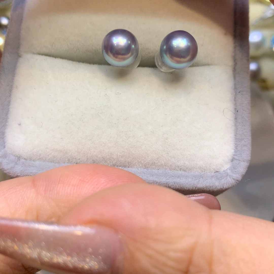 铂Pt950镶嵌耳饰海水珍珠