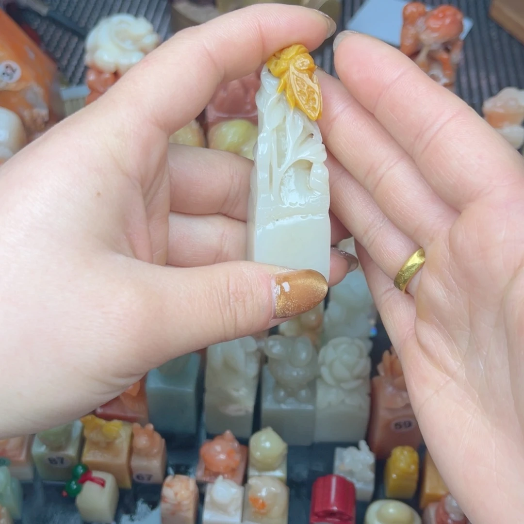 寿山石印石必*老挝石