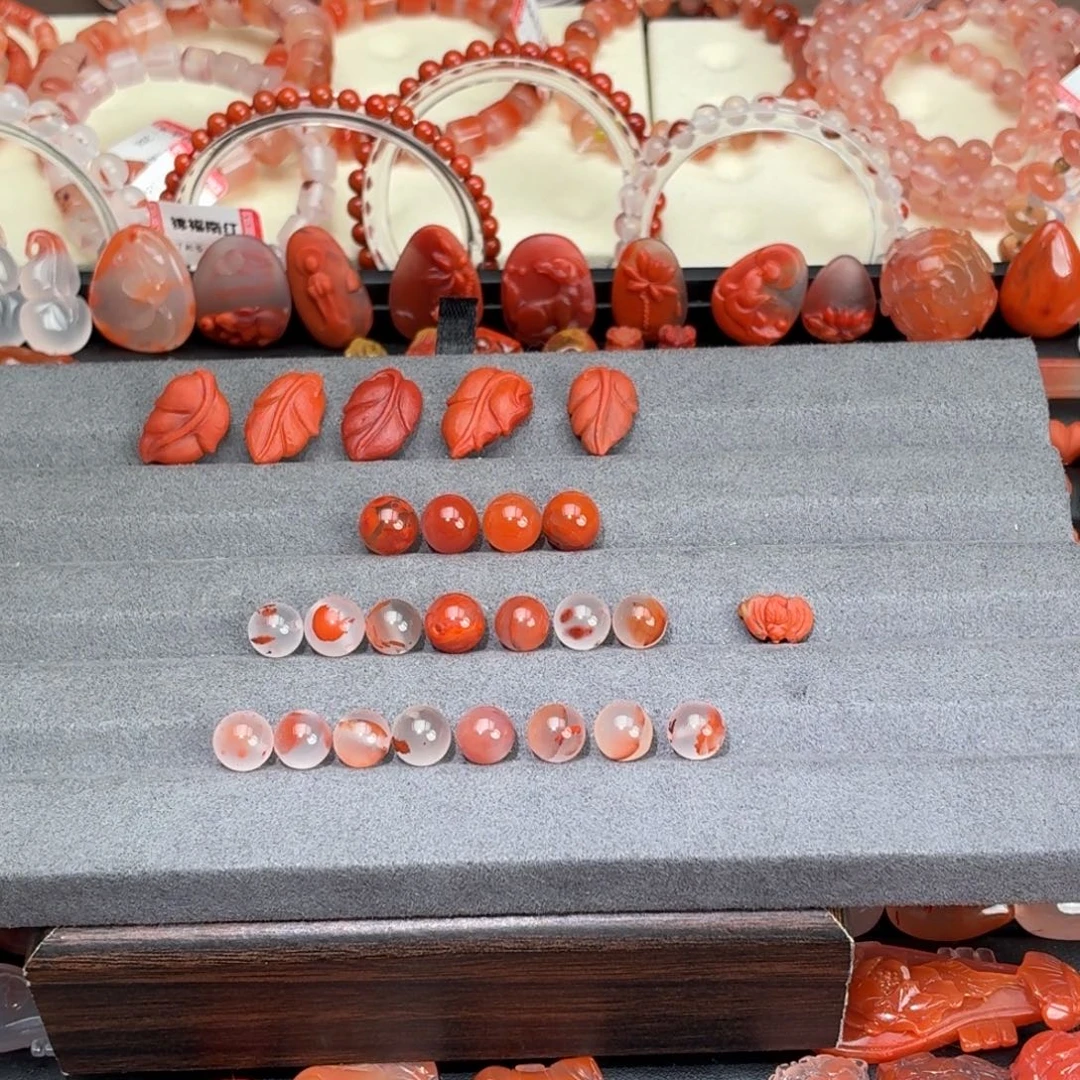 ****D南红玛瑙未镶嵌颈饰18