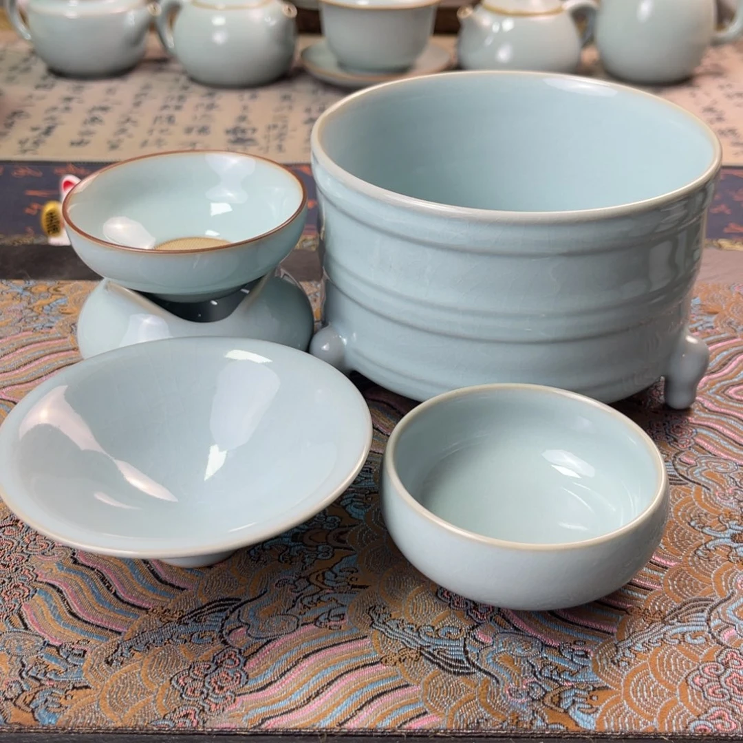 不***人天青釉原矿汝瓷