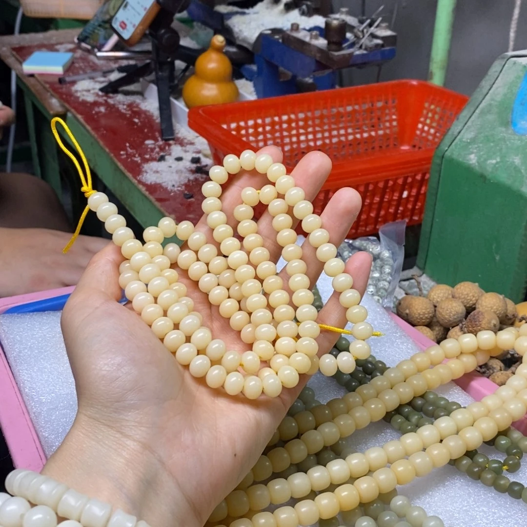 菩提根/象牙果吊坠兔***?兔兔