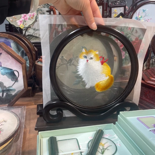 纯手工刺绣工艺品