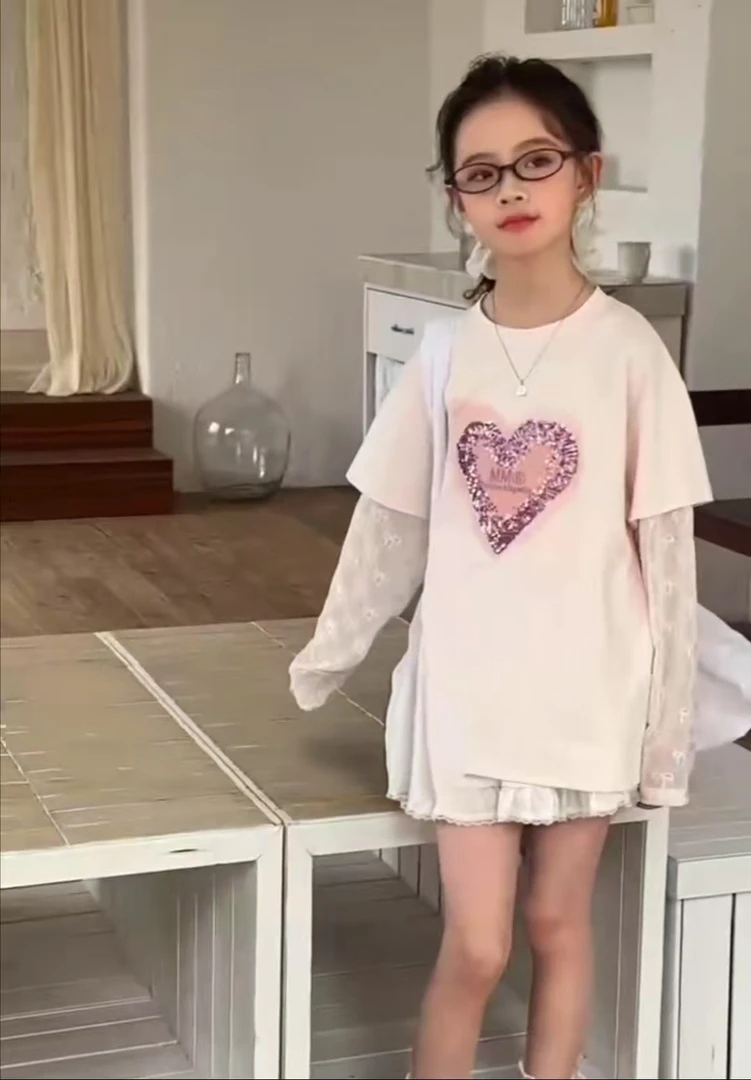 时尚韩版女童爱心假两件T恤儿童长袖休闲百搭宽松中长款印花圆领