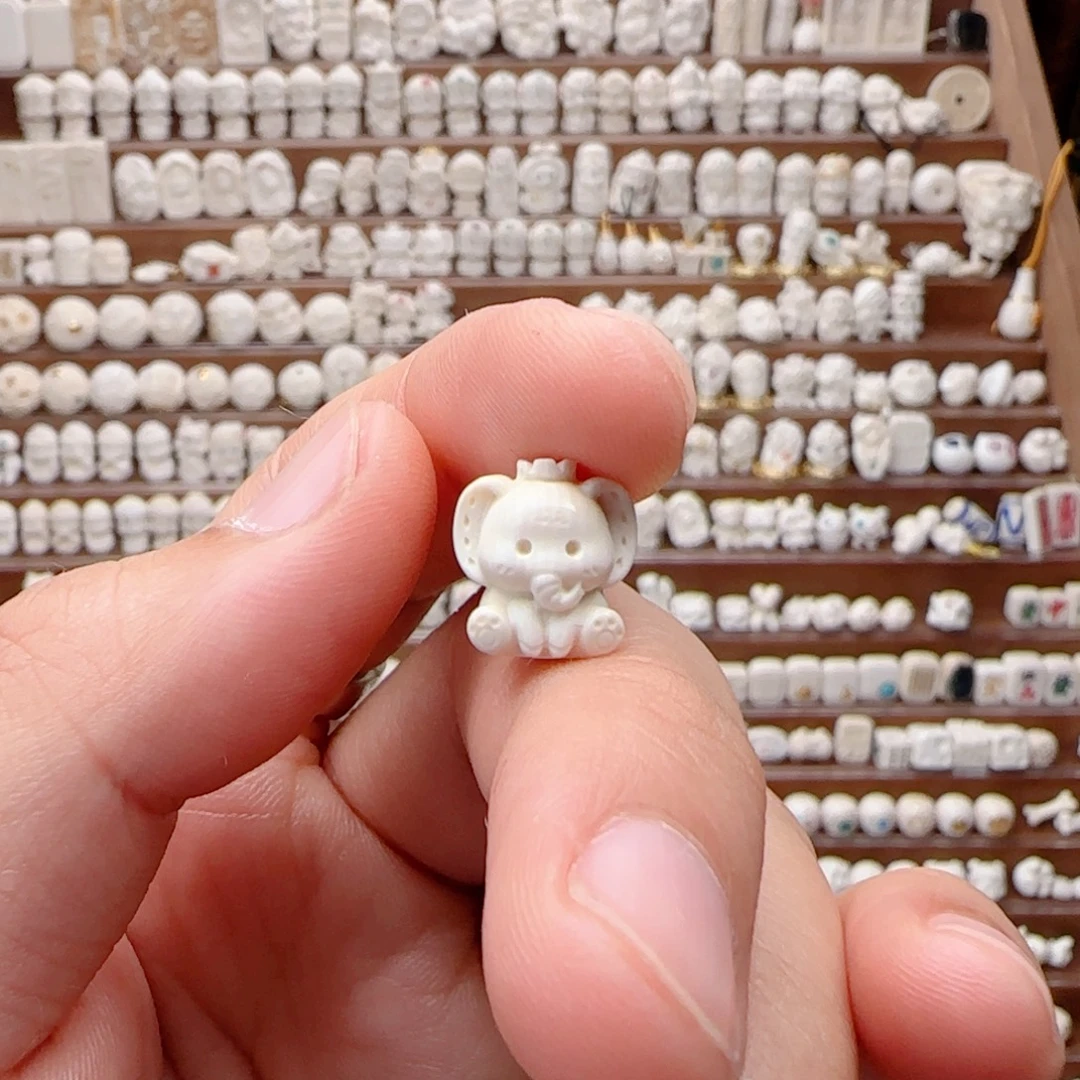 荔***甜猛犸象牙其他布偶象