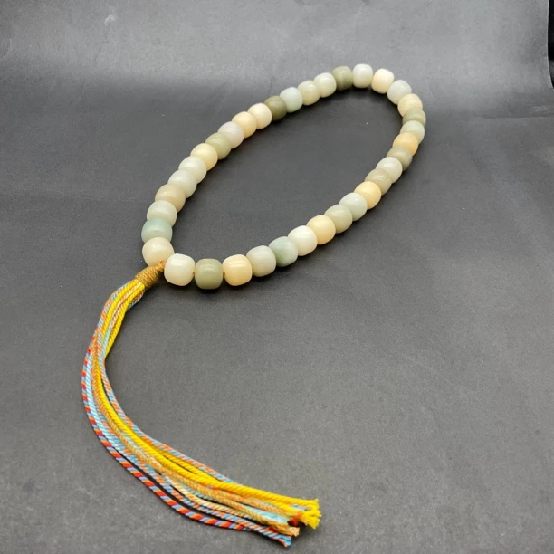 菩提根原生态糖果色的12.13手持流苏款36颗