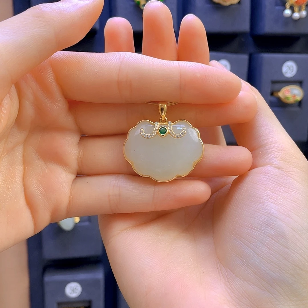 和田玉颈饰银S925镀金镶嵌