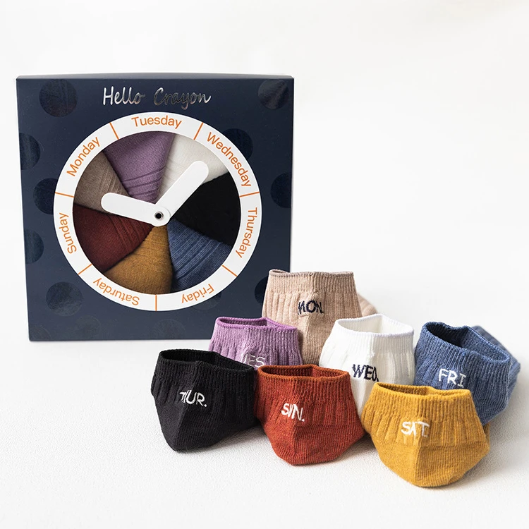 袜子女春秋 短袜字母刺绣棉袜船袜 情侣袜组合礼盒袜