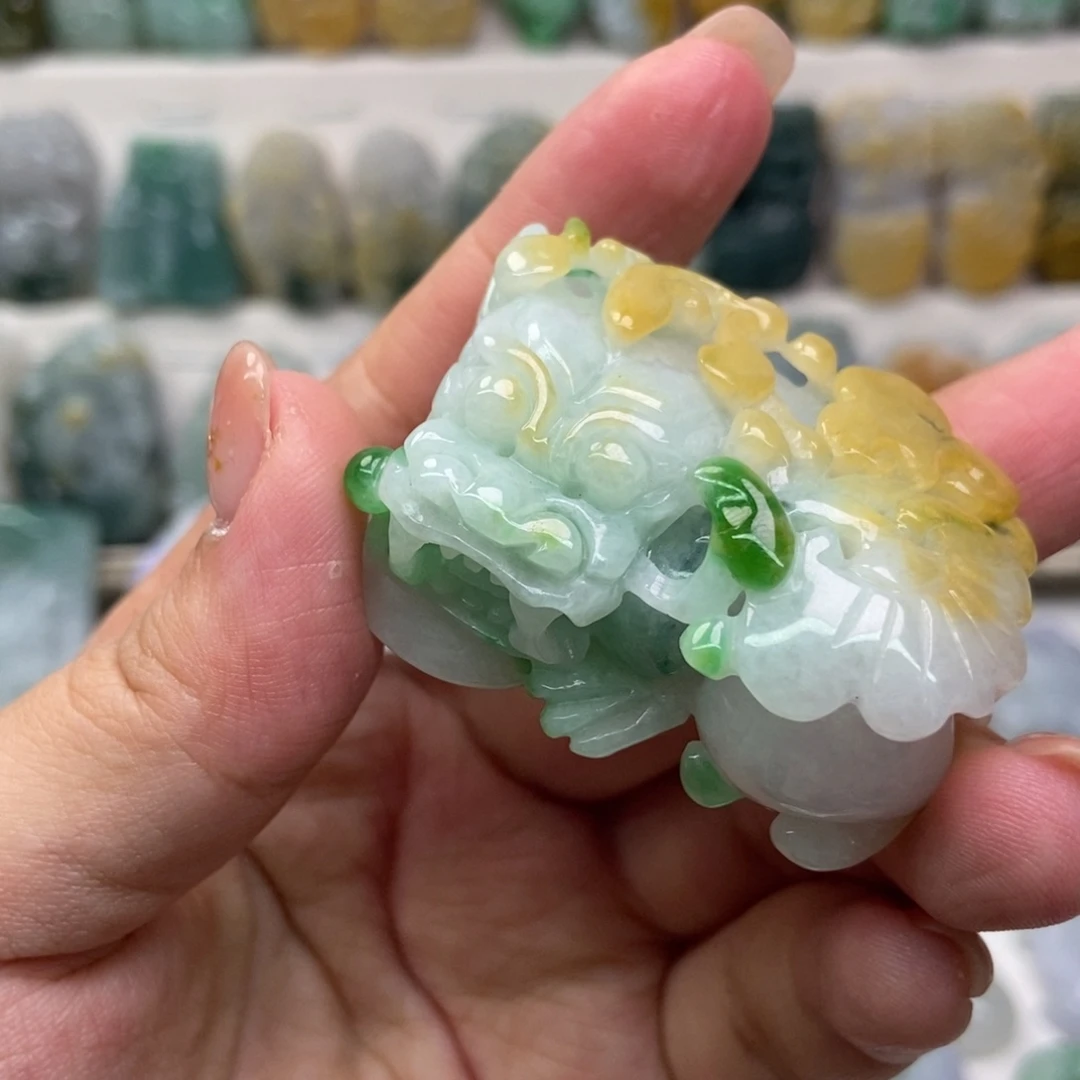 吊坠(赠链)未镶嵌翡翠