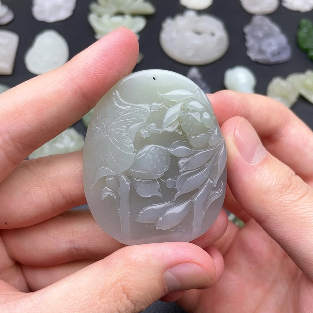 【闪购商品】颈饰未镶嵌和田玉