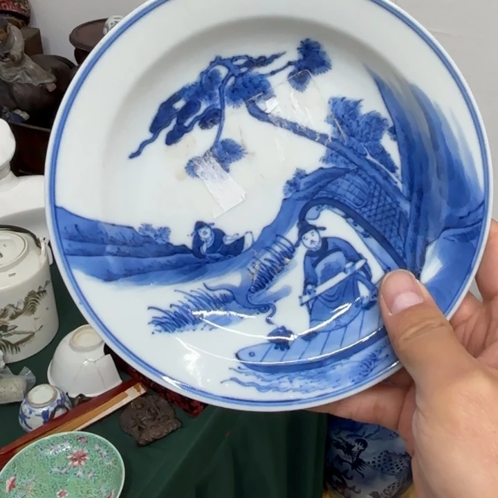 转***世陶摆件精美的陶瓷摆件……