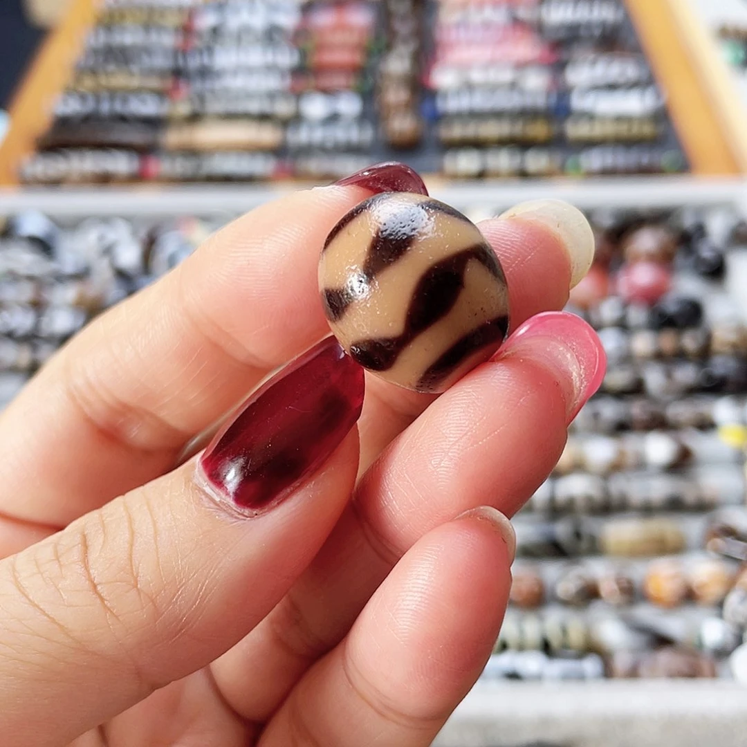 玛瑙/玉髓颈饰未镶嵌85