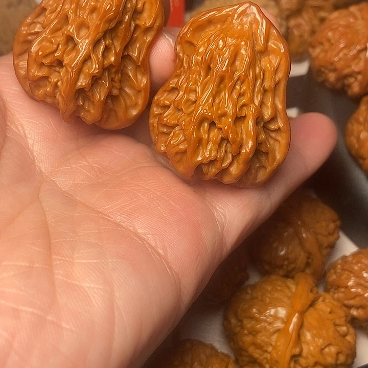 文玩核桃把件花生