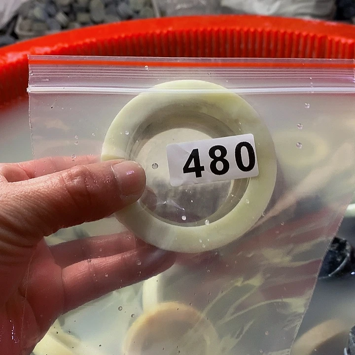 蛇纹石玉原未镶嵌