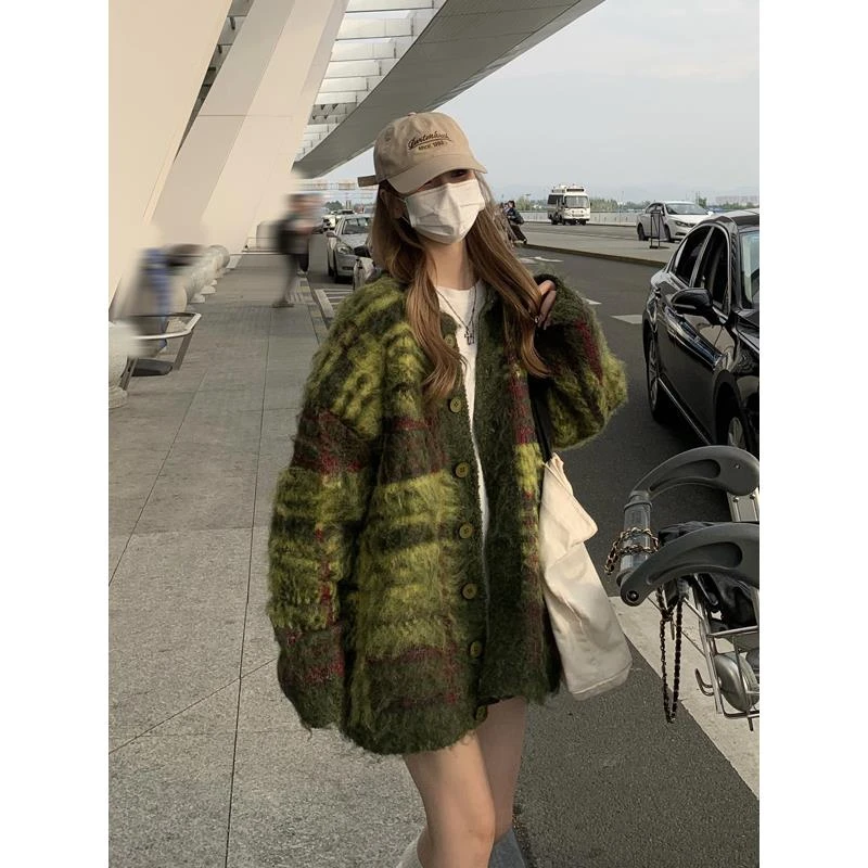 美式覆古绿色条纹开襟外套毛衣外套女秋冬慵懒风120150潮流休闲服