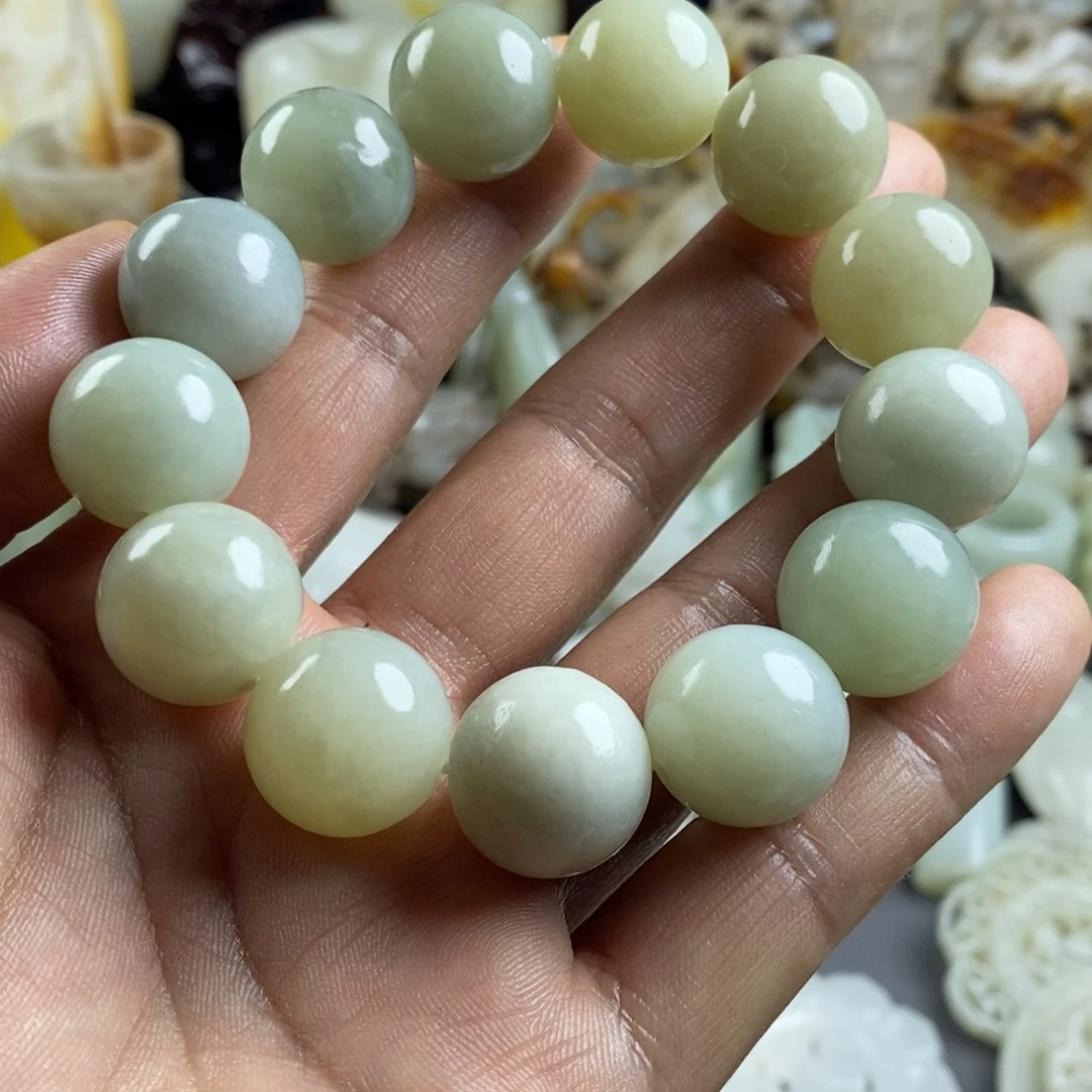 和田玉（糖玉）未镶嵌颈饰