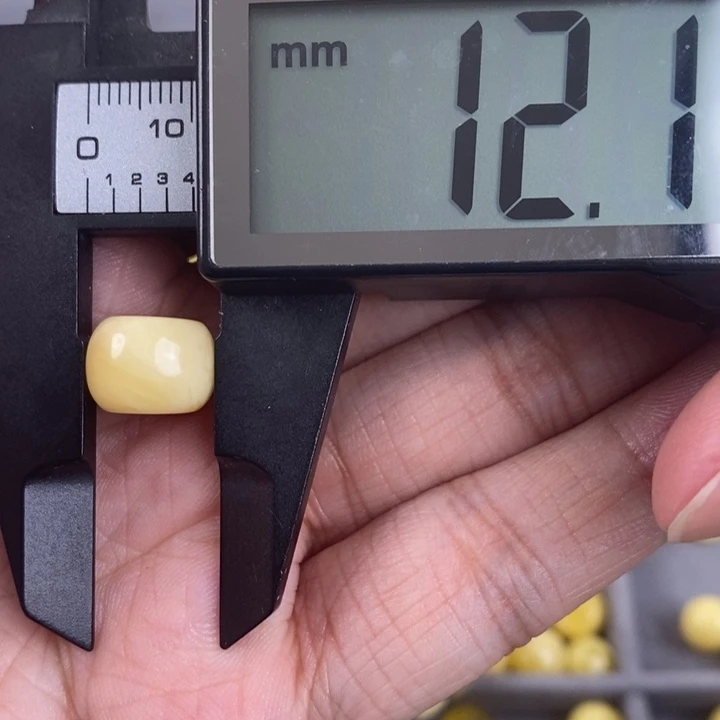 琥珀裸石未镶嵌福利款