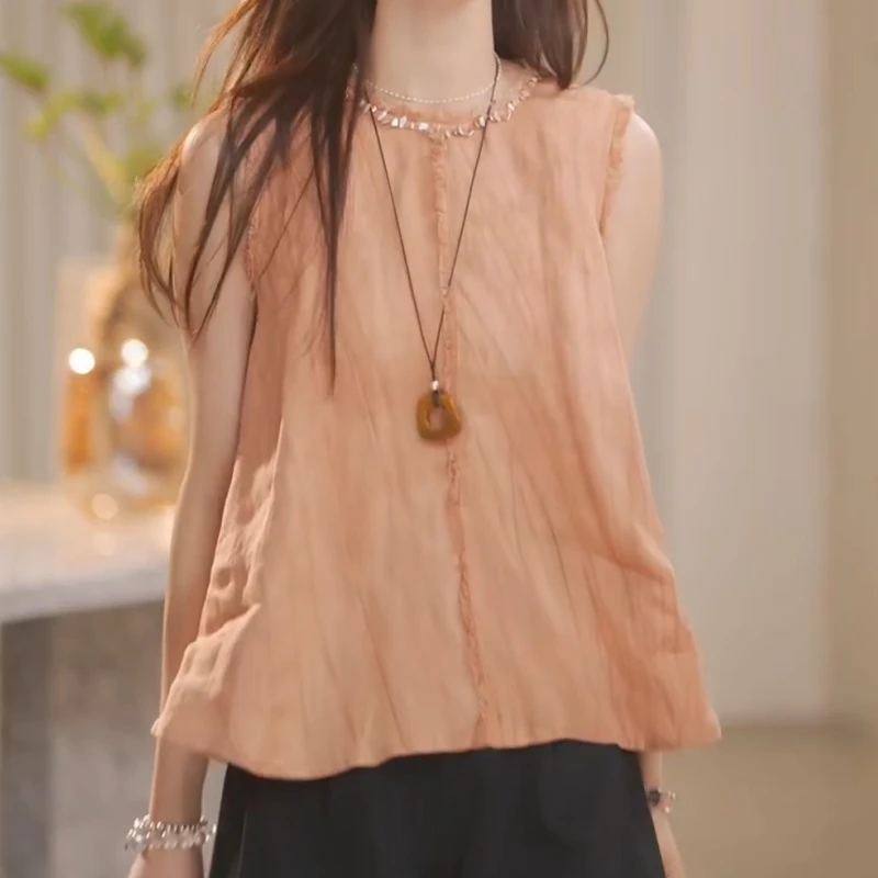 2025年韩系新款设计感法式钉珠流苏无袖上衣LK2505112