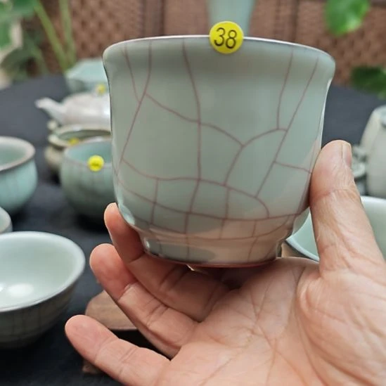 陈***泊北宋官窑敞口捧杯新品体验