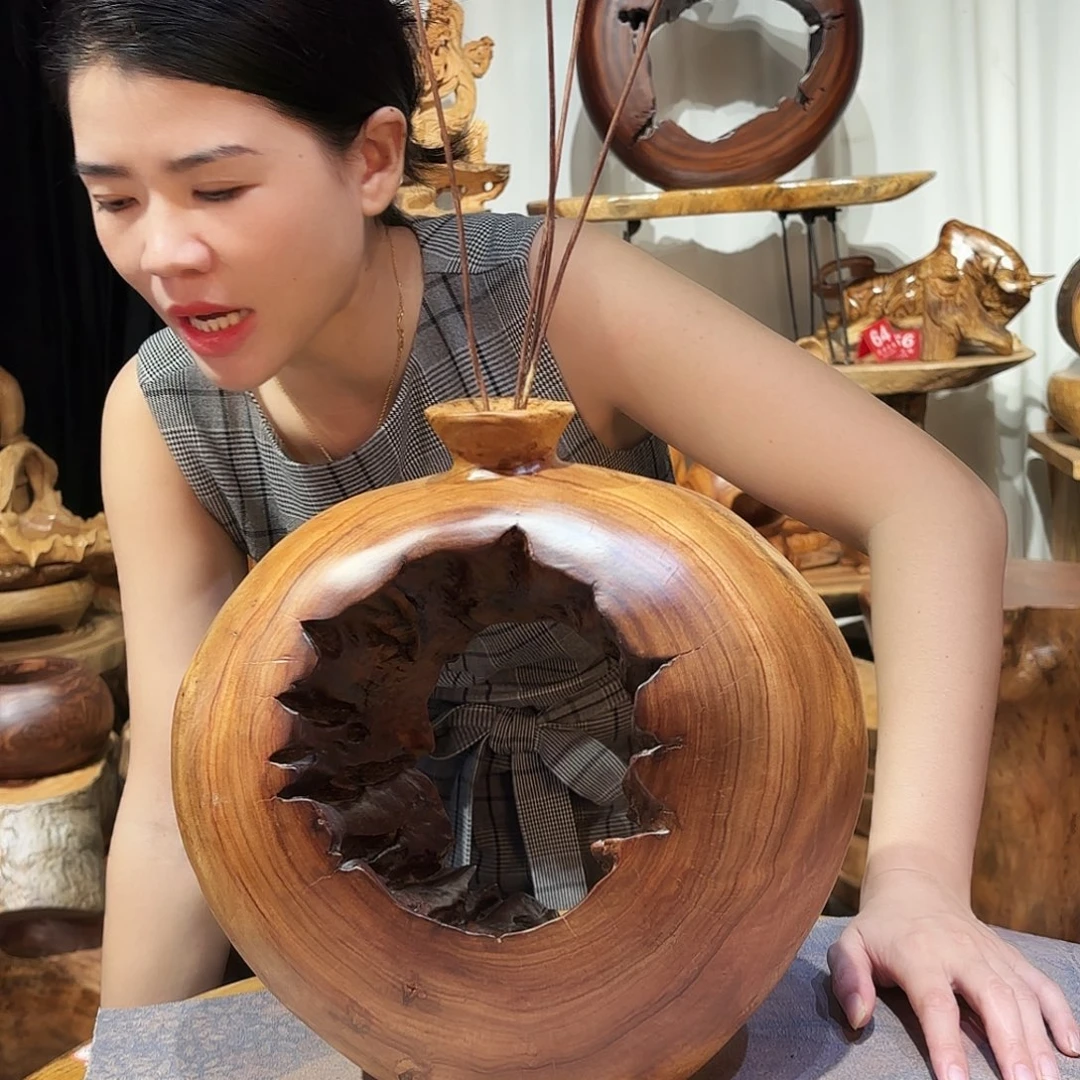 香樟木精品手作工艺品花瓶