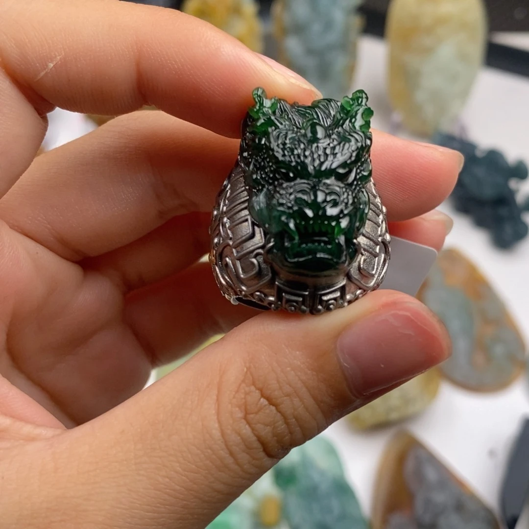定制翡翠未镶嵌翡翠