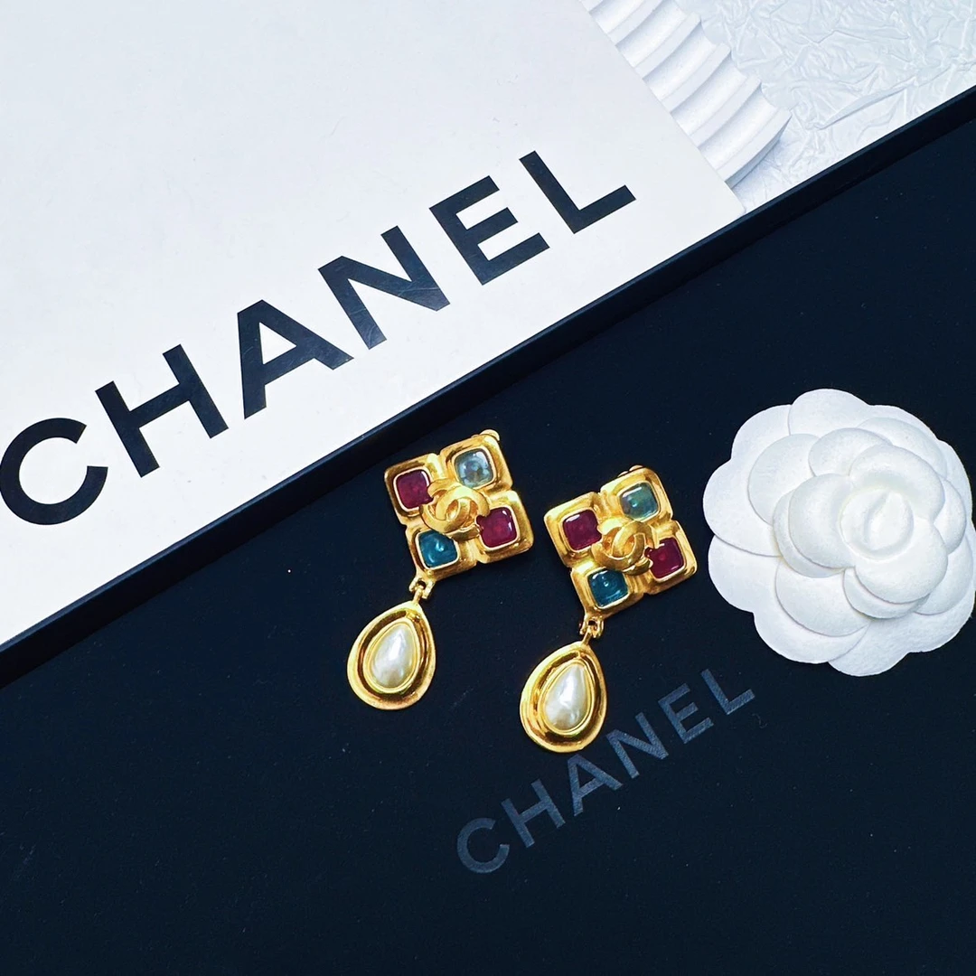 95新 Chanel/香奈儿 柚礼/香奈儿马卡龙琉璃珍珠耳夹CQ502020