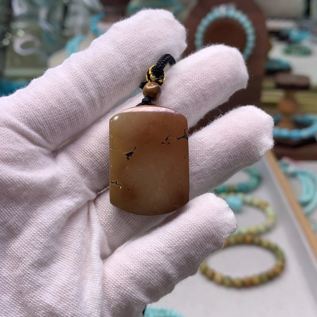 绿松石配饰未镶嵌