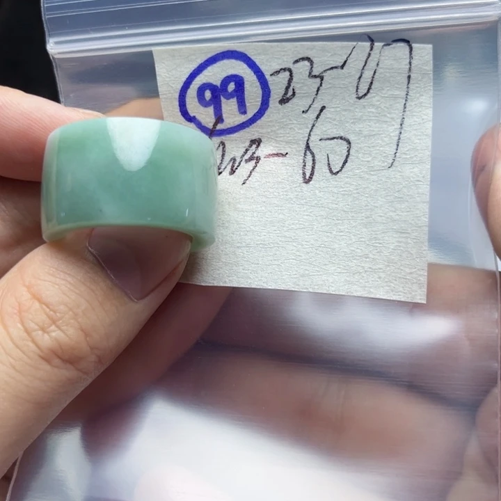 定制翡翠未镶嵌明天